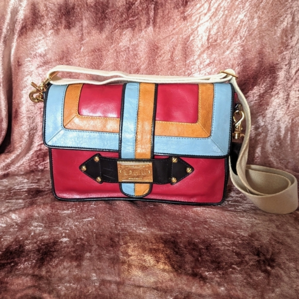 Gorgeous L.A.M.B. Darjeeling Bangalore Style Leather Shoulder Purse Bag